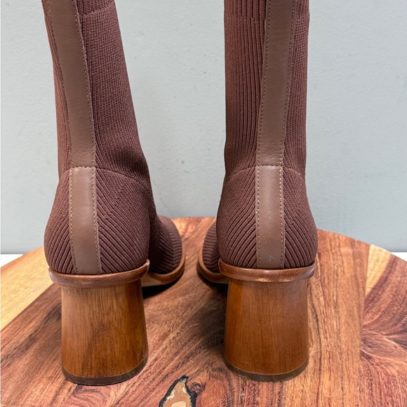 Dolce Vita Alaya Brown  Ribbed Booties Sz 7 - Picture 8 of 16